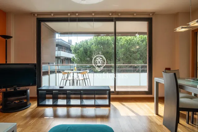 Piso con terraza en Gavà Mar — 11