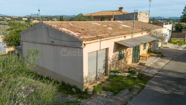 Finca rústica a reformar situada a las afueras de Porto Cris