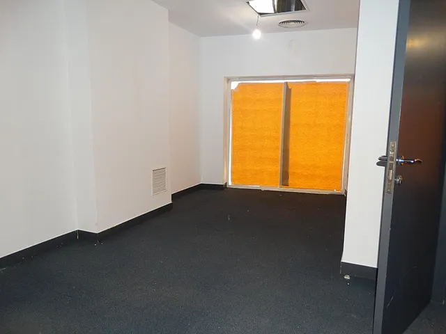 Exclusivo LOCAL COMERCIAL A PIE DE CALLE en el corazón de Arganda — 13