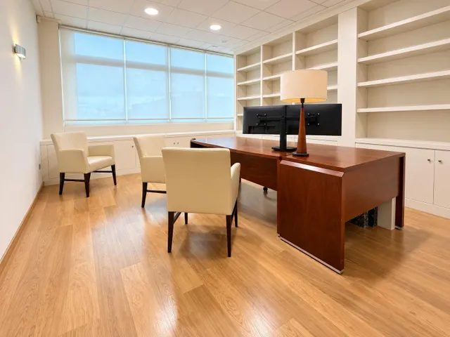 Amplio local comercial de 250 m2 acondicionado como oficinas en Avenida de Alicante, Altabix – Elche — 11