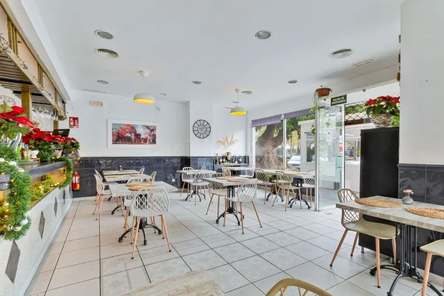 Restaurante 100m² en venta - Centro — 3