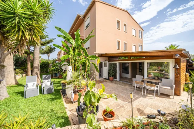 Planta baja totalmente reformada con jardín privado, sauna, piscina comunitaria y parking en Sa Coma — 31