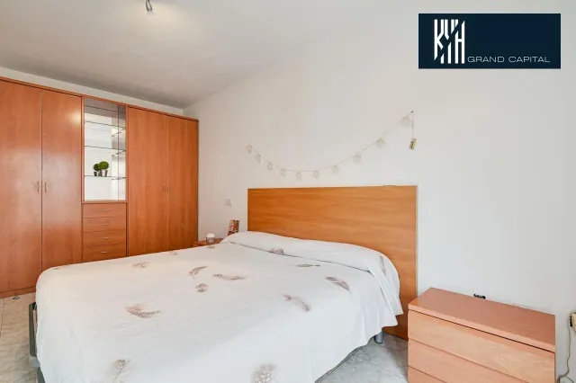 CASA EN ANGLÈS — 26