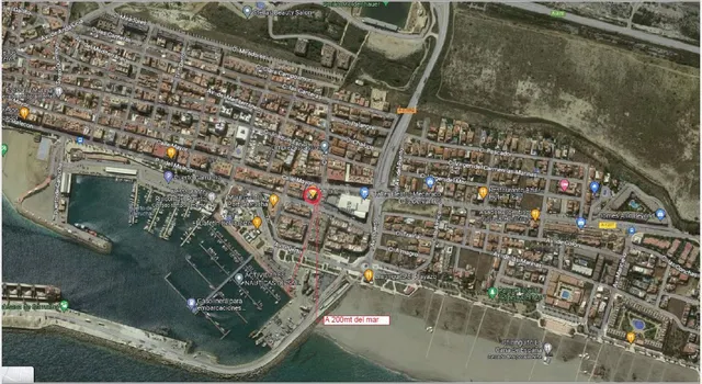 Local Comercial en alquiler con Ubicación Inmejorable en Gar - foto 4
