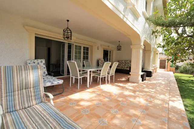 GRAN VILLA EN LA EXCLUSIVA ZONA DE CABO ROIG — 19