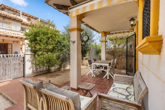 Casa 2 habitaciones 75m² en venta - Lomas de Cabo Roig - foto 4