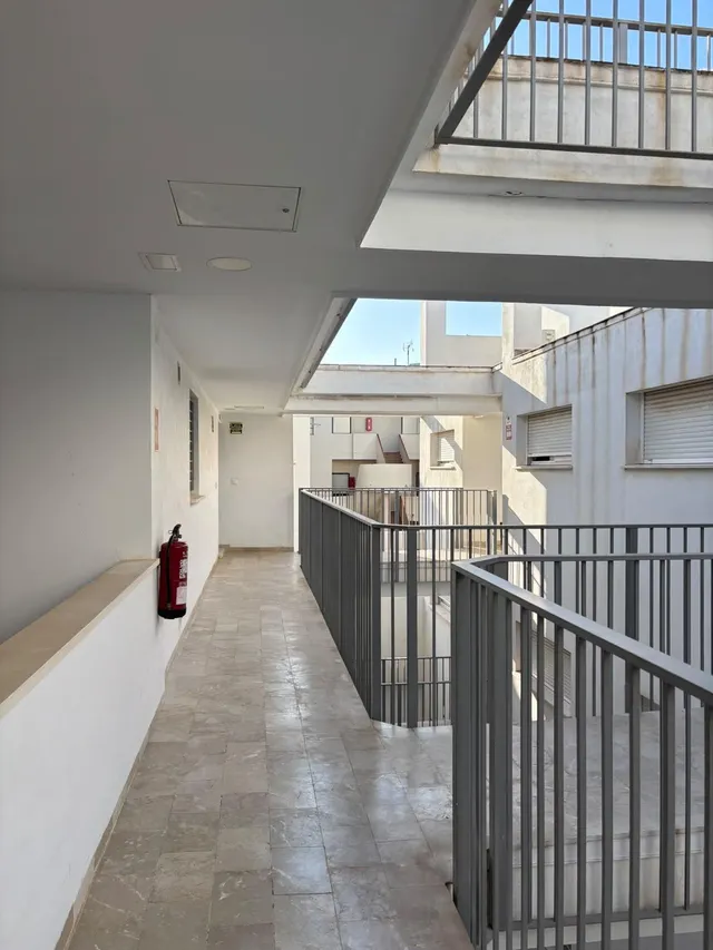 En venta ático en el centro de Tarifa, con garaje y trastero incluidos — 19