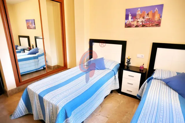 Vivienda con amplia terraza y orientación sur en zona Campomar – Playa Moncayo, Guardamar del Segura — 12