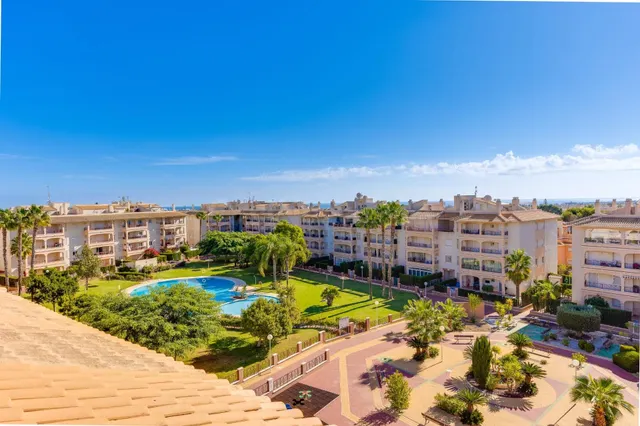 ENCANTADOR APARTAMENTO EN PLAYA FLAMENCA-ORIHUELA COSTA CON  - foto 2