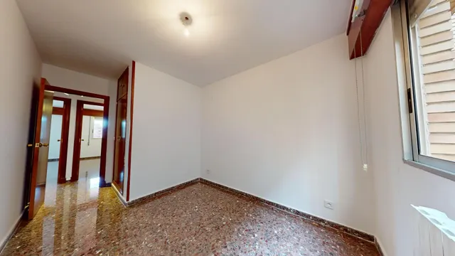 Piso con garaje y trastero parque Miraflores — 17