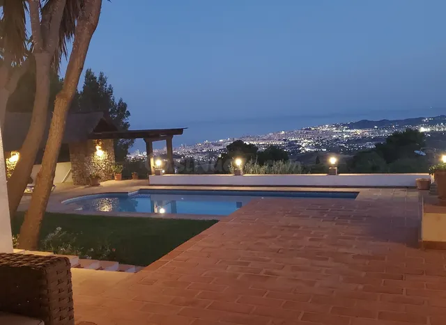 Chalet 4 habitaciones 375m² en venta - Riviera del sol - foto 3