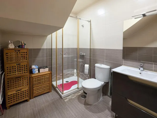 Precioso chalet adosado de 4 dormitorios con piscina privada y garaje en Carranque — 49