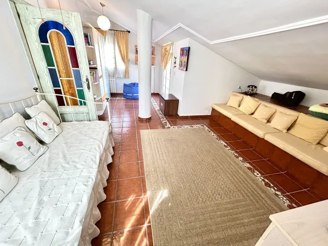 Villa 6 habitaciones 440m² en venta - Los Europeos — 28