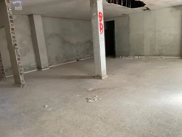 LOCAL COMERCIAL-ZONA CUESTA DE LA RUJANA — 2