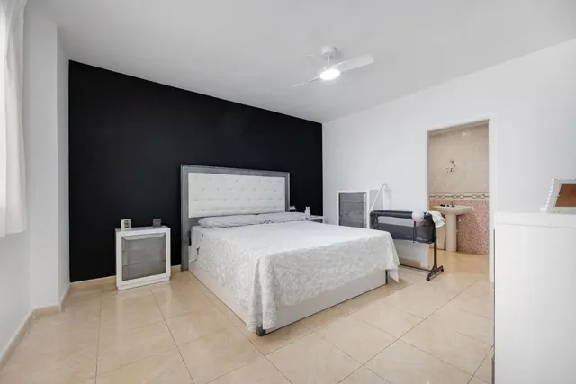 Apartamento 3 habitaciones 131m² en venta - Centro — 21