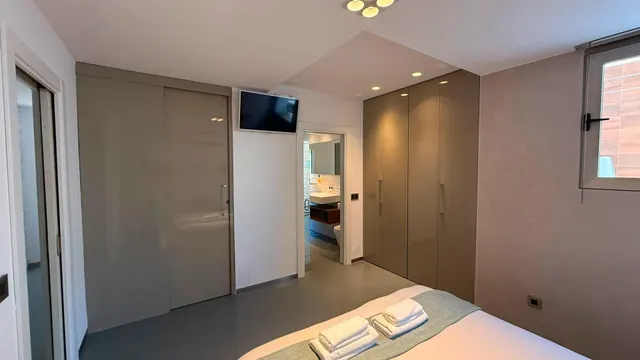 Villa con piscina privada, Alicante, Orihuela Costa. 4 habitaciones, 190 m2, 6,4 kilómetros del mar — 35