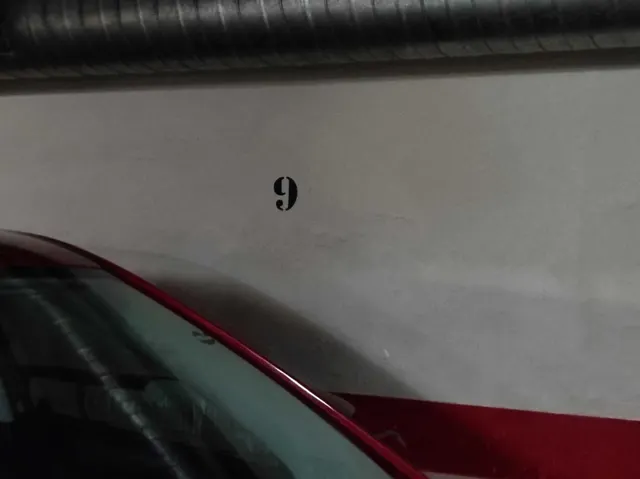 Plaza de garaje coche mediano en zona Delicias — 8