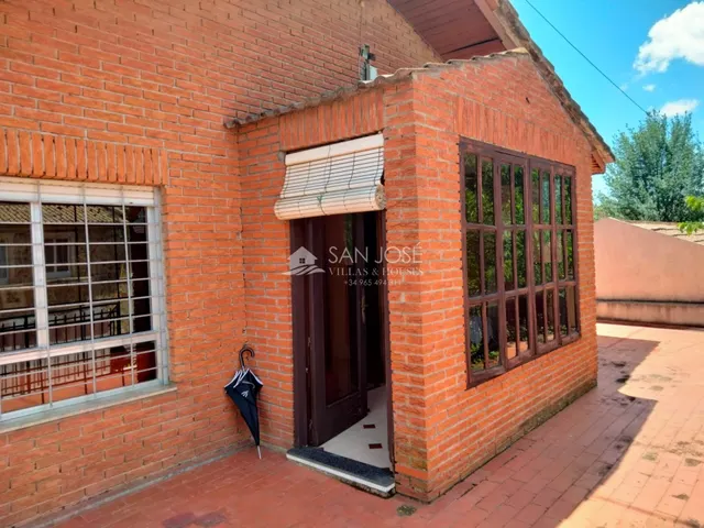SE VENDE CHALET EN HONDON DE LOS FRAILES — 20