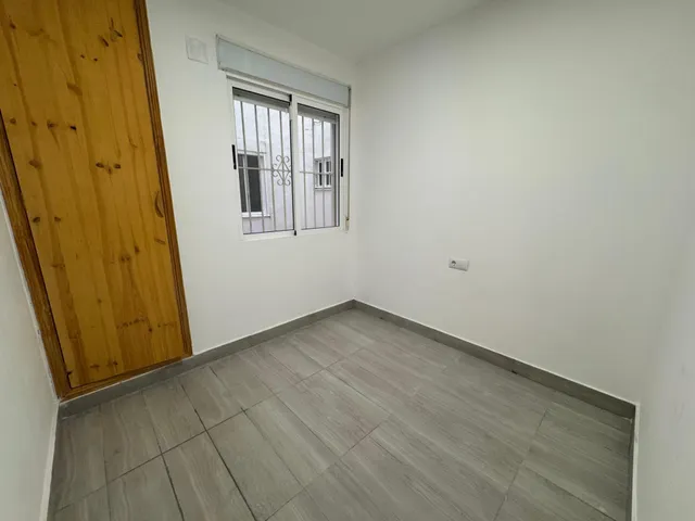 ¡Apartamento reformado a 500 metros de la playa! — 17