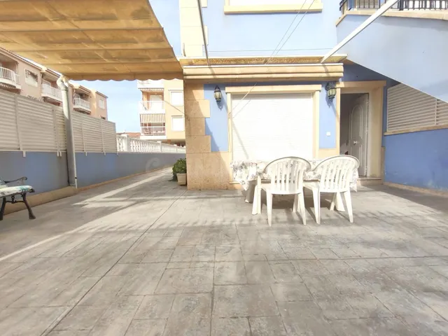 Espectacular vivienda con terraza privada de 90 m2 a 150 metros de la Playa del Tamarit | Espacio, comodidad y calidad de vida en Santa Pola — 2