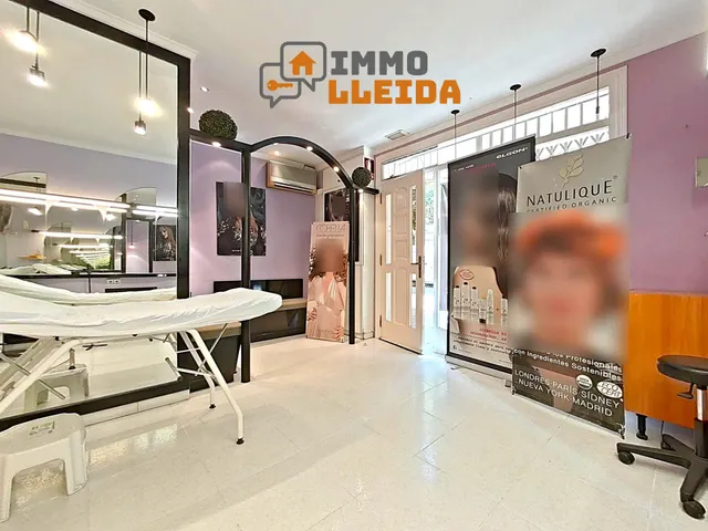 OPORTUNIDAD Local comercial en Balaguer — 25