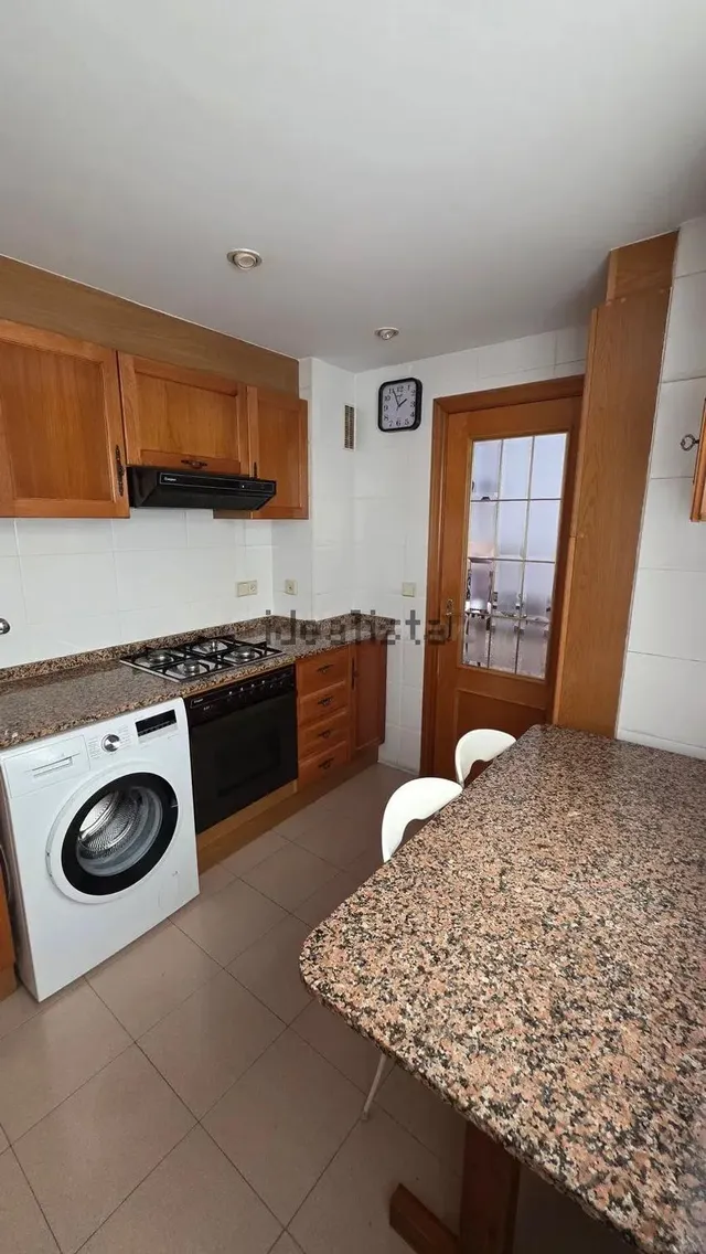 Piso 2 habitaciones 79m² en alquiler - Malilla — 4