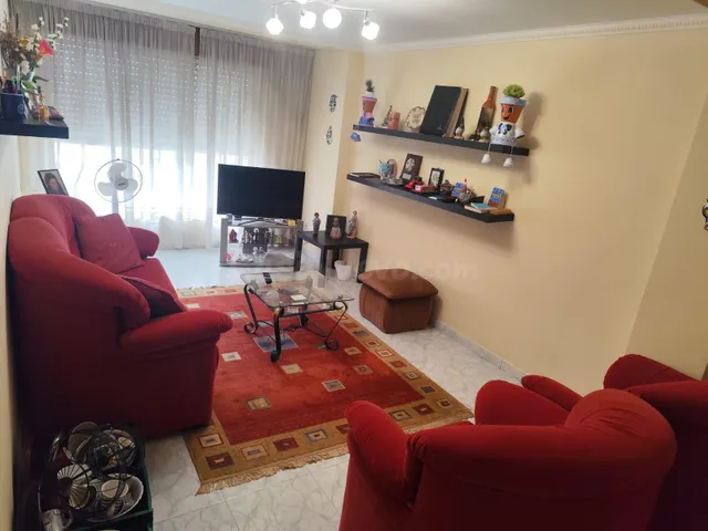 Piso de 3 dormitorios en Zona Fogar - foto 3