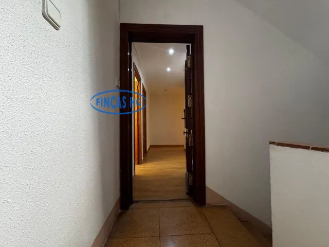 vivienda junto al museo Marq — 17