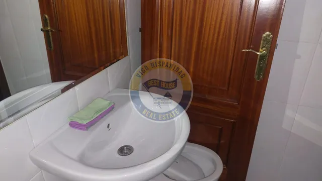 Amplio piso  reformar, en el entorno de Travesía de Vigo — 16