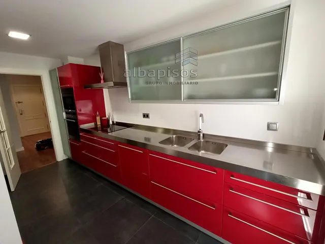 Bonito piso de 129 m2 útiles en el paseo de la feria | garaje y trastero incluidos — 10