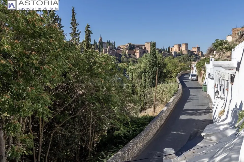 Casa reformada en el Camino del Sacromonte