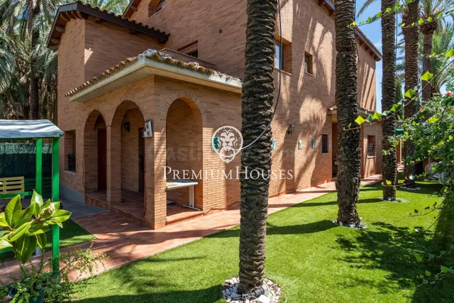 Casa unifamiliar con jardín y piscina en Bellamar - foto 4