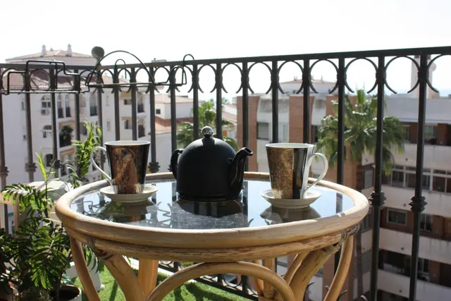 Piso con terraza, vistas al mar y plaza de garaje en Arroyo de la Miel, Benalmádena — 8