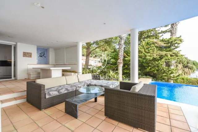 Villa con espectaculares vistas al mar en Lloret de Mar — 50