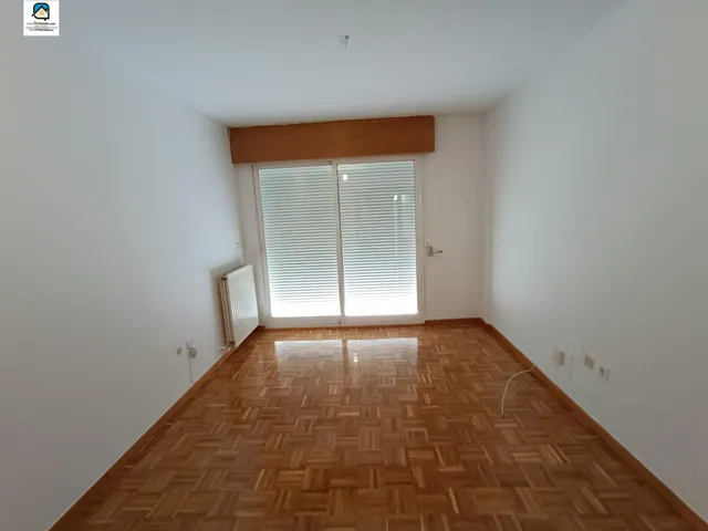 Piso con patio en Covaresa — 11