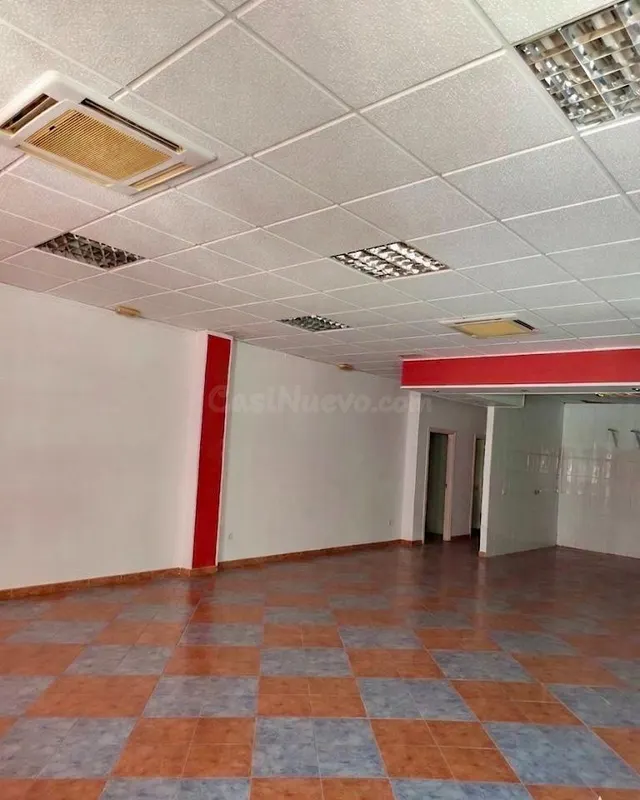 Local comercial totalmente instalado en Residencial Los Pino - foto 3