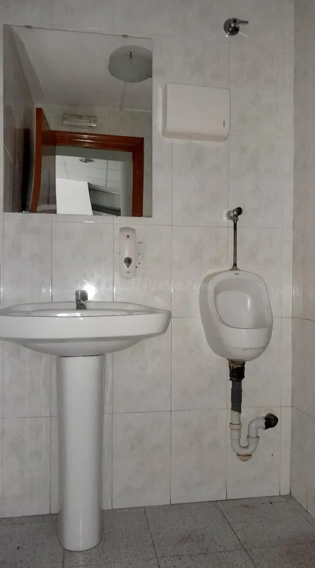 Local comercial 130m² en venta - Altabix - foto 5
