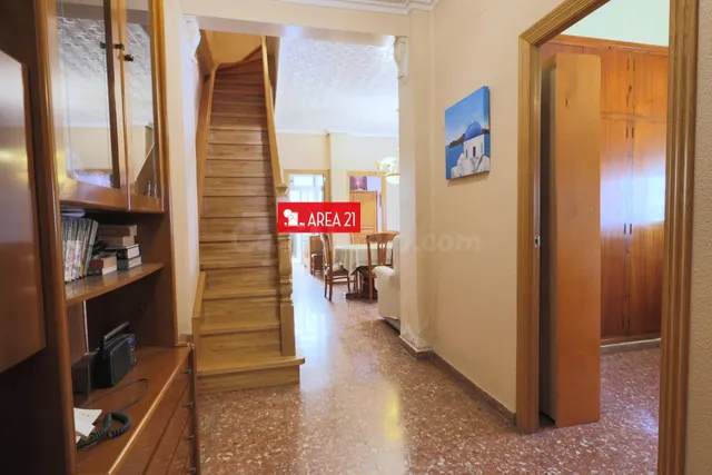 CASA DE PUEBLO para entrar a vivir en La Pobla de Vallbona - foto 2