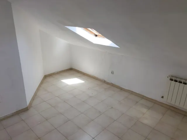 Se vende Chalet pareado en venta en Calle del Cercado Redondo, 8 — 39