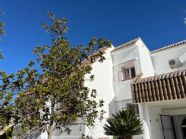 Hotel 9 habitaciones 694m² en venta - AYORA — 12