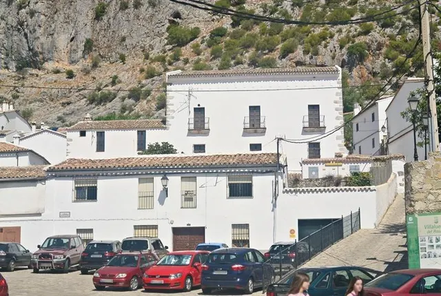 CASA EN VILLALUENGA DEL ROSARIO
