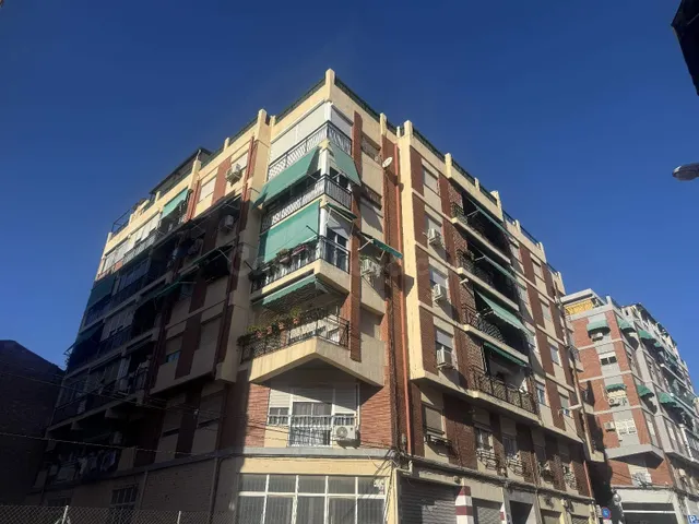 Piso en Alicante zona los Angeles en Alquiler con opción a c