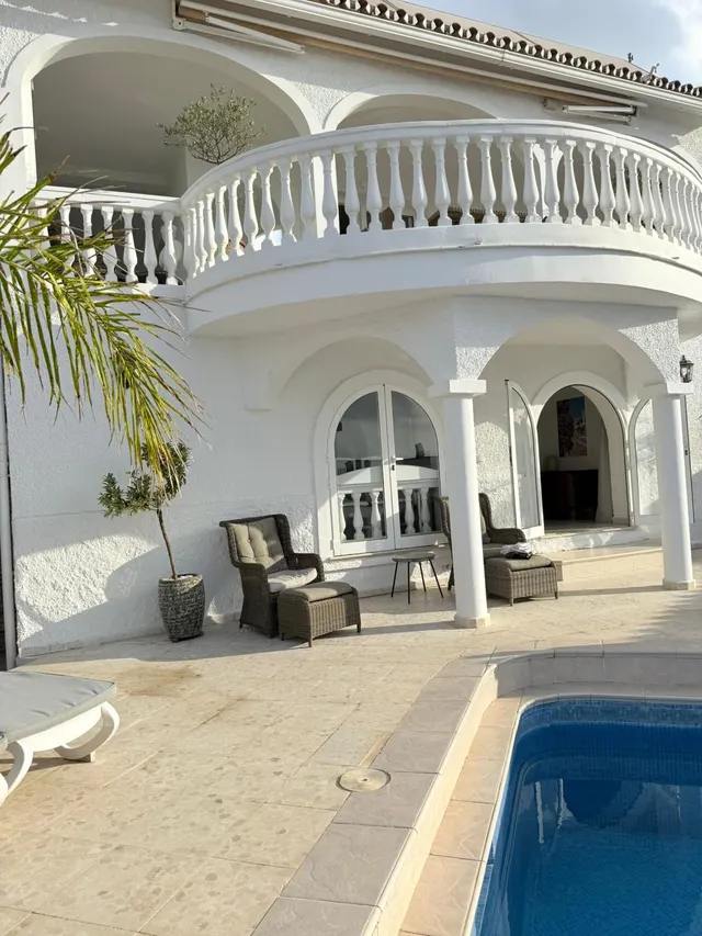 Chalet 4 habitaciones 319m² en venta - Centro — 37