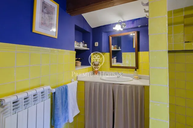 Masía céntrica en venta en Orrius, con negocio en funcionamiento (hostelería) — 36