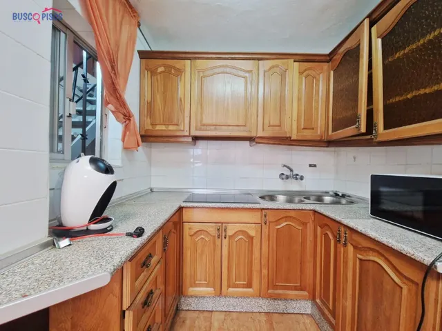 CASA PARA REFORMAR EN ZONA ALTA CAMPO DE LA VERDAD — 3