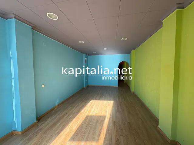 LOCAL COMERCIAL Y RESIDENCIAL A LA VENTA EN XATIVA - foto 2