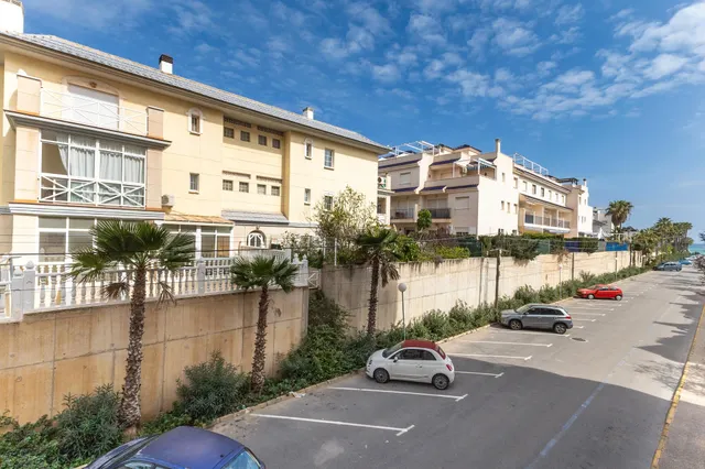 APARTAMENTO DOS DORMITORIOS ZONA LA VELETA . — 6