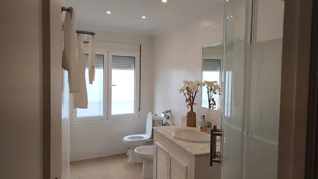 VIVIENDA DE DOS DORMITORIOS CERCA DE LA PLAYA DE LA CALETA! — 17