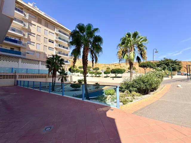 Vivienda reformada con terraza en Aguadulce Norte, piscina comunitaria y lista para entrar a vivir — 34