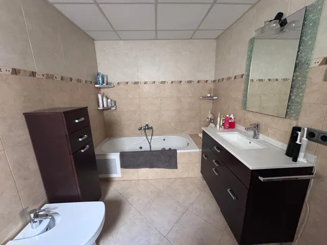 Edificio en venta en centro de Alicante (Zona Mercado Central) — 24